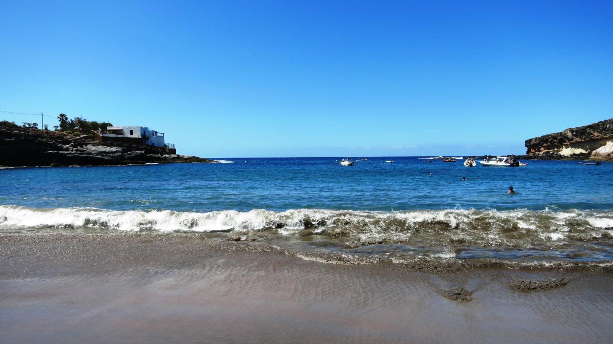 Blue Bay Paradise - Beach Front Apartment With Sea View プラヤ・パライソ エクステリア 写真